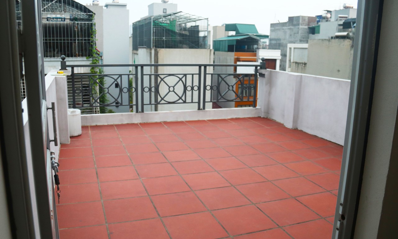 sân trước